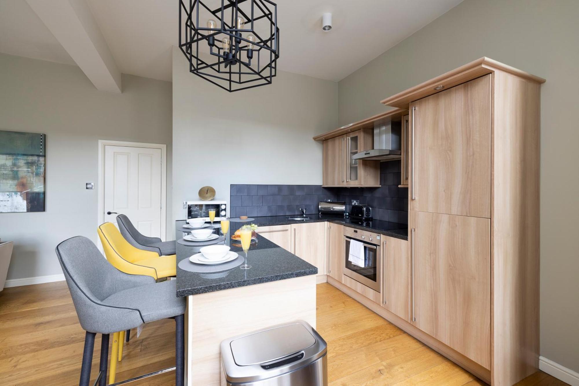 Royal Mile Apartments By Joivy Edinburgh Exterior photo